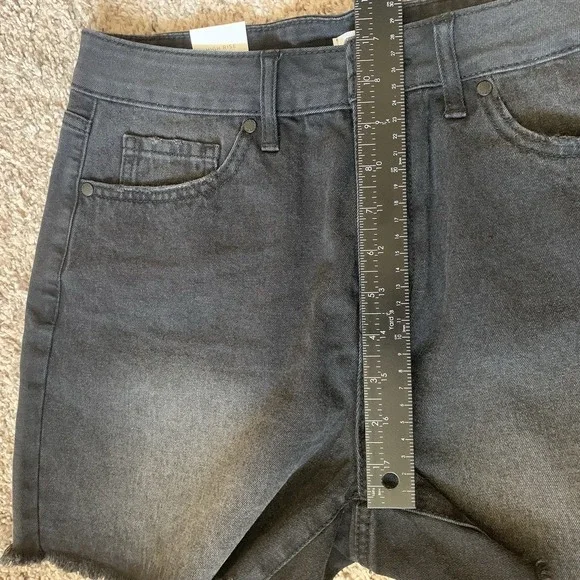 Jean Shorts Womens Size 10 Black High Rise NWT - Picture 9 of 11